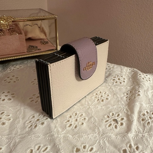 COACH Wallet - Picture 2 of 5